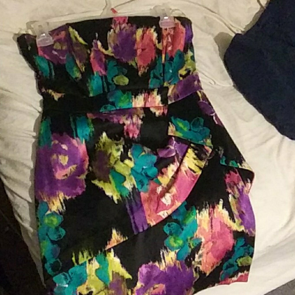 Strapless dress